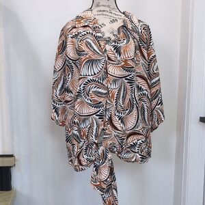 HAVER | Women's Wht/Blk/Tan Botanical Short Sleeved Front Tie Button Down Shirt